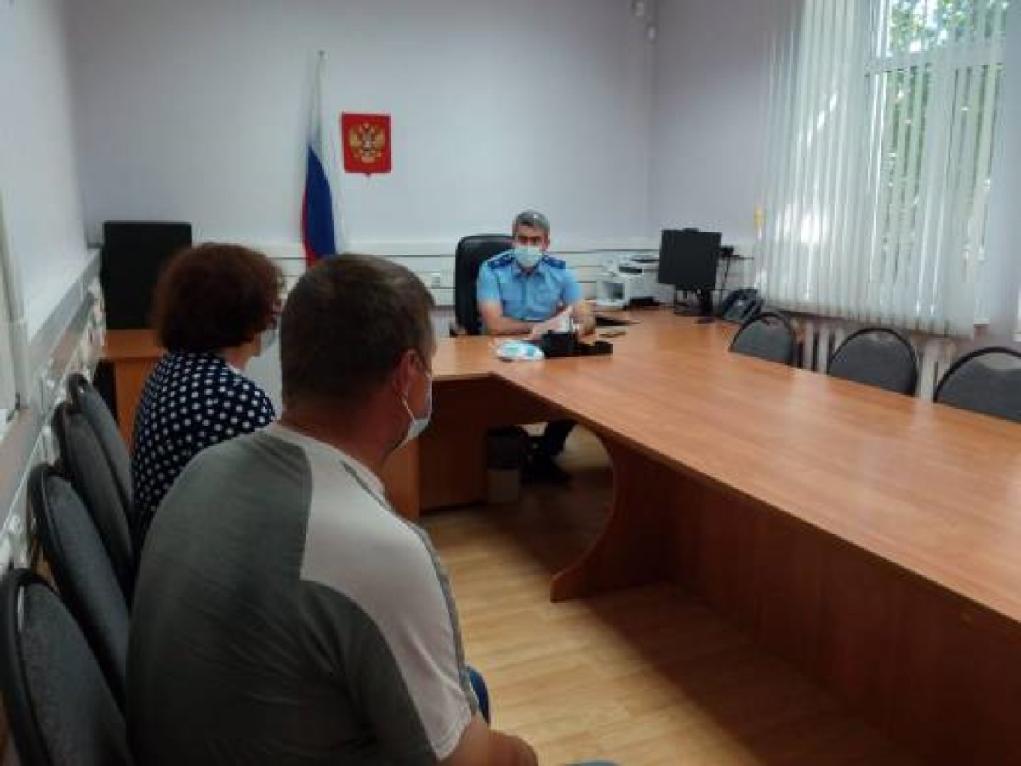 Прокурор Смоленской области провел личные приемы граждан в Ельне и Глинке