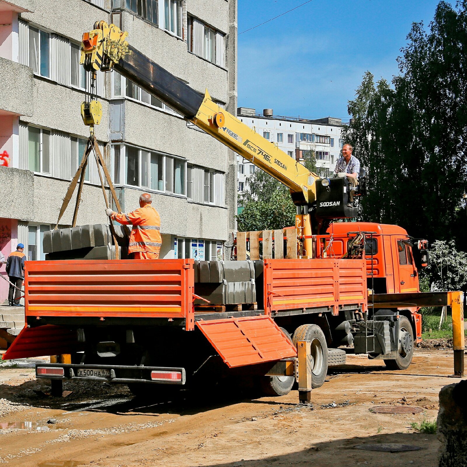 Алексей Островский рассказал о промежуточных итогах реализации регпроекта «Формирование комфортной городской среды»
