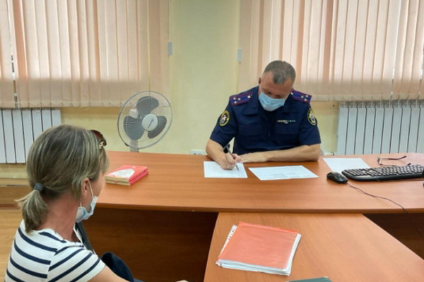 Руководитель СУ СК Анатолий Уханов провел личный прием жителей Вяземского района