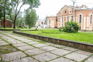 В Смоленске обсудили вопросы благоустройства сквера возле кинотеатра «Октябрь»