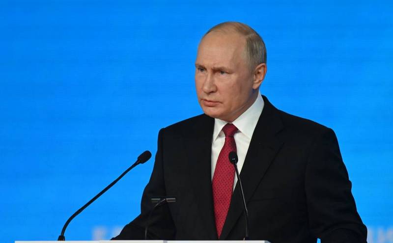 Президент Владимир Путин внес свои предложения в народную программу «Единой России»
