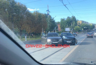 Автоавария в Промышленном районе Смоленска затормозила движение трамваев