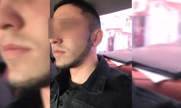 В Смоленске клиент такси напал на водителя