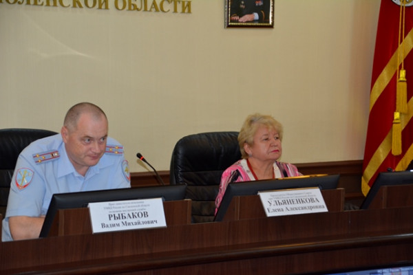 В УМВД России по Смоленской области состоялось заседание аттестационной комиссии