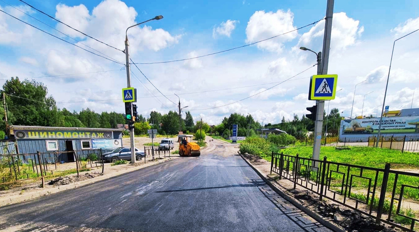 В Смоленске продолжается активный ремонт дорог