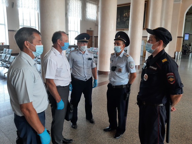 Общественный совет проверил работу линейного отдела МВД России на станции Смоленск