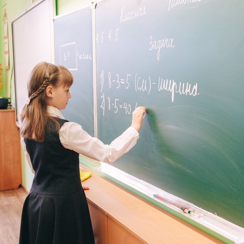 В Смоленской области обсудили готовность школ к новому учебному году