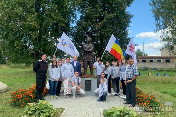Смоленскую область посетили участники автопробега «Дороги славы – наша история»