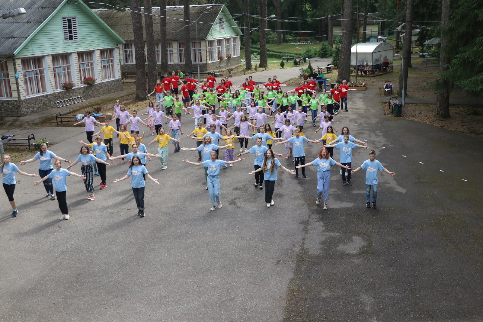 Смоленскэнерго организовало летний отдых для 58 детей сотрудников