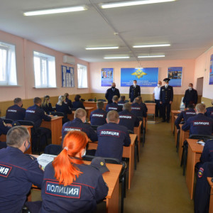 В Смоленске наградили лучших сотрудников патрульно-постовой службы полиции