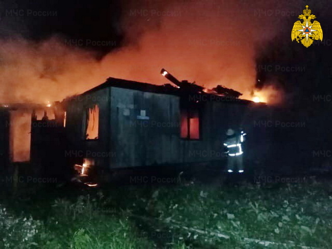 В Сычевке на улице Новой произошел пожар в жилом доме