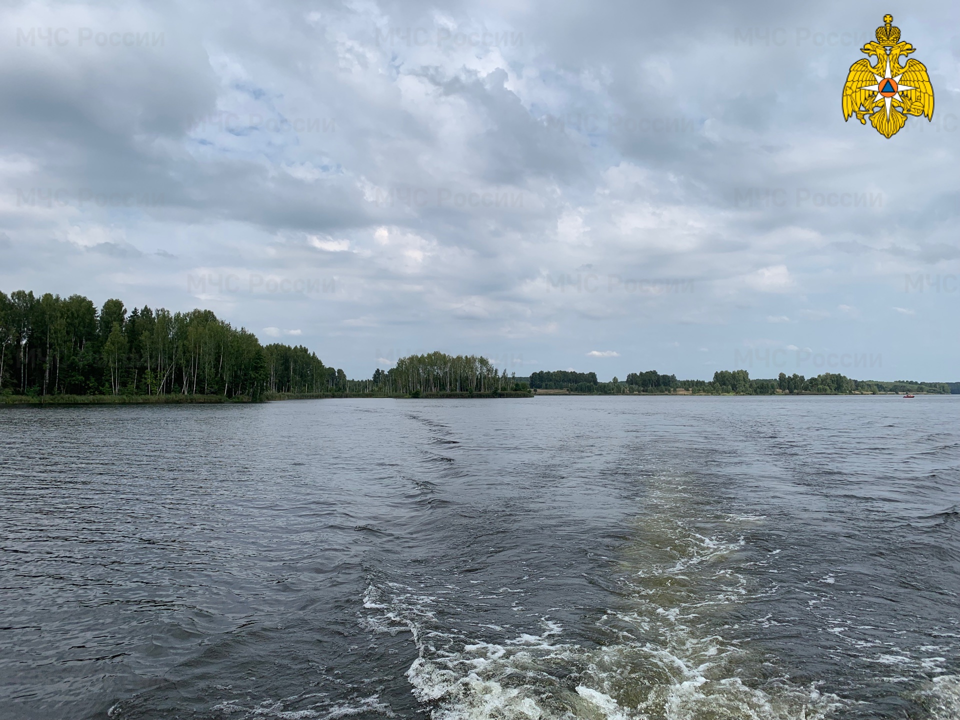 Сотрудники ГИМС в выходные дни провели рейды на водных объектах Смоленской области