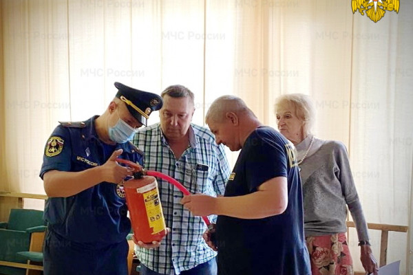 Избирательные участки Смоленской области проверили на пожарную безопасность