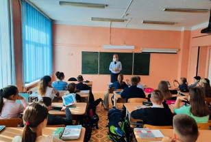В Смоленской области первоклассникам рассказали о важности соблюдения ПДД