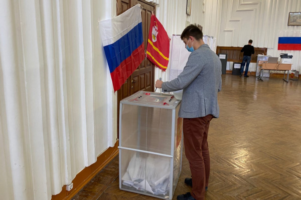Алексей Масляный: можно проголосовать в перерыве между учебой 