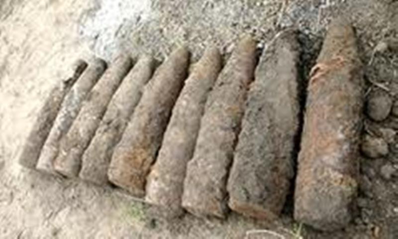 В Смоленске нашли семь артиллерийских снарядов времен войны