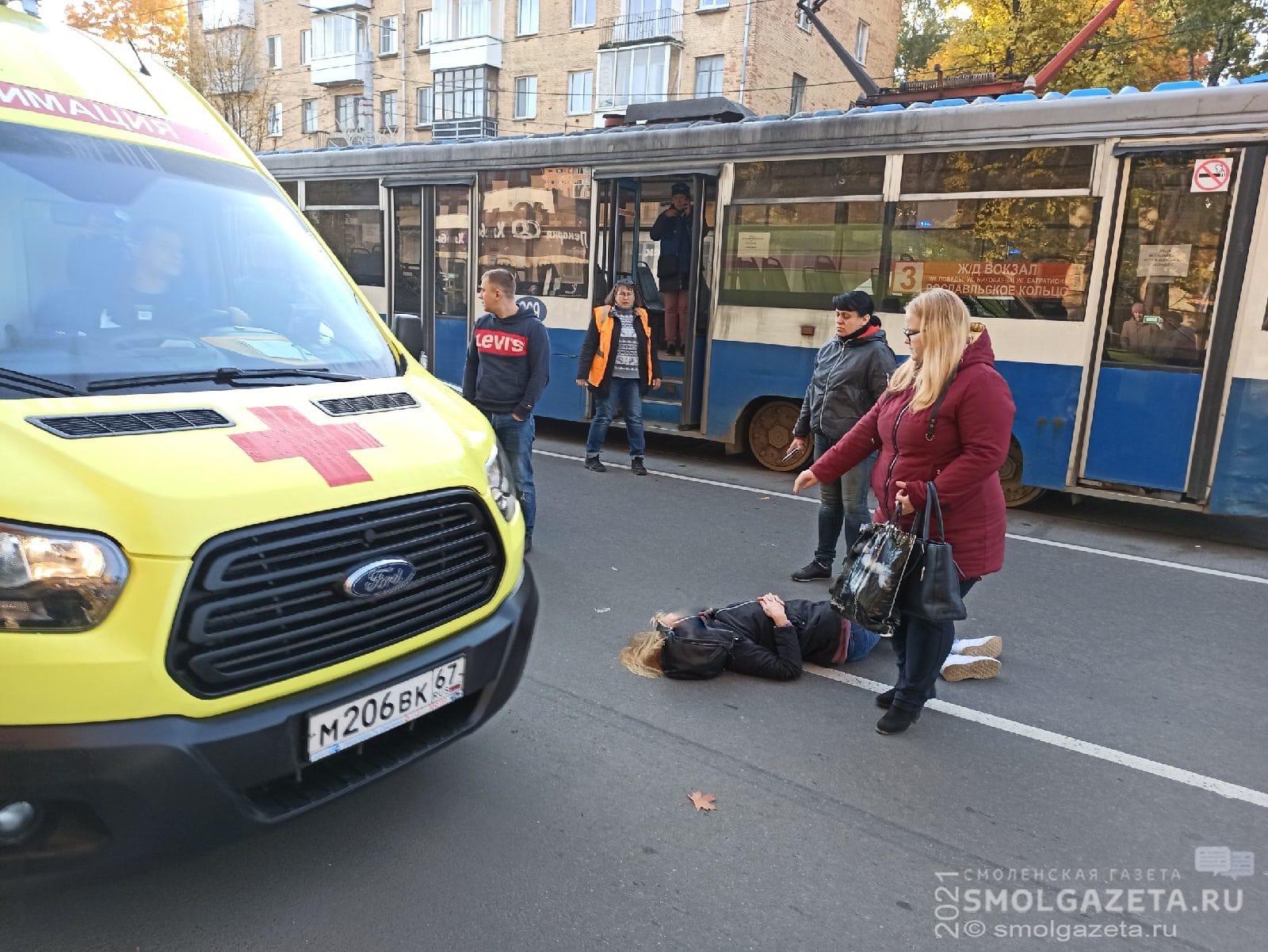 В Смоленске на улице Николаева сбили человека