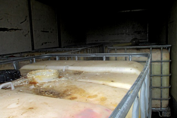 В Смоленской области утилизировали около 8 тонн молочной сыворотки неподтвержденного качества