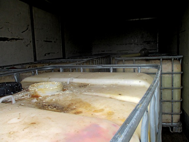 В Смоленской области утилизировали около 8 тонн молочной сыворотки неподтвержденного качества