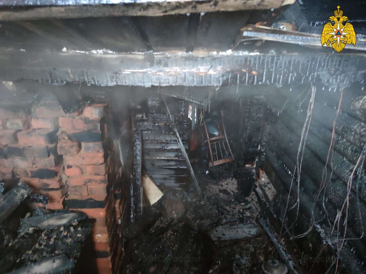В Рославле на улице Чехова случился пожар в бане 