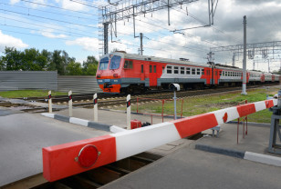 В октябре в Смоленской области на железнодорожных переездах проведут внеплановые рейды 