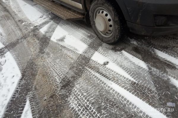 Жителям Смоленской области рекомендуют «переобуть» свои машины