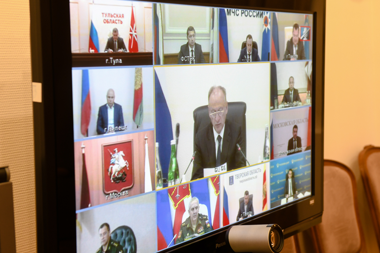 Губернатор Смоленской области принял участие в совещании по вопросам нацбезопасности в ЦФО