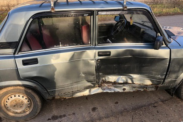 В Ельне в аварии пострадала пассажир «Lada Priora»