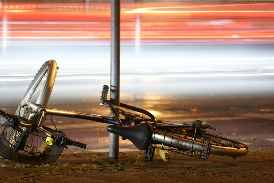 Житель Смоленска неудачно угнал велосипед