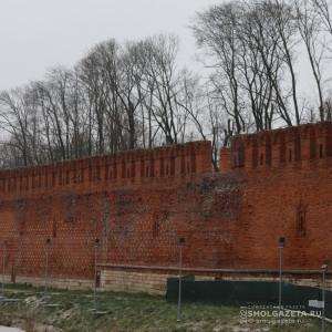 В Смоленске продолжается реставрация башен и прясел крепостной стены