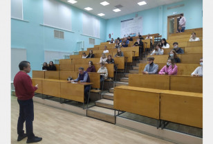 В Смоленске прошло занятие школы актива городского Совета старшеклассников