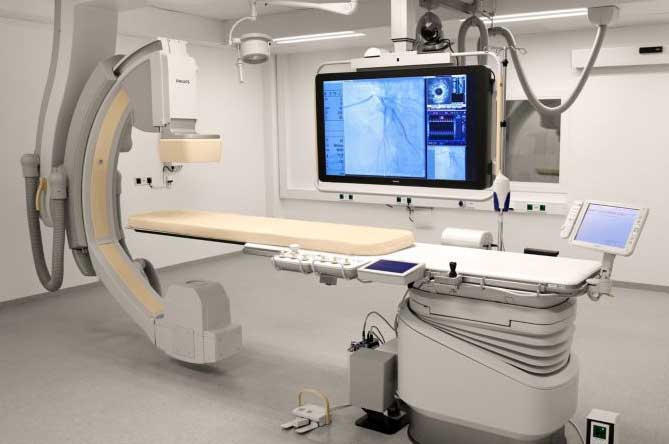 Новый ангиограф получила Смоленская областная больница благодаря нацпроекту «Здравоохранение» 