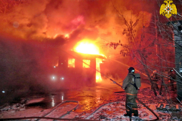 При пожаре в Гагаринском районе пострадала женщина