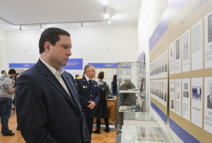 Губернатор принял участие в открытии выставки «Прокуратура Смоленской области: 300 лет на страже закона»