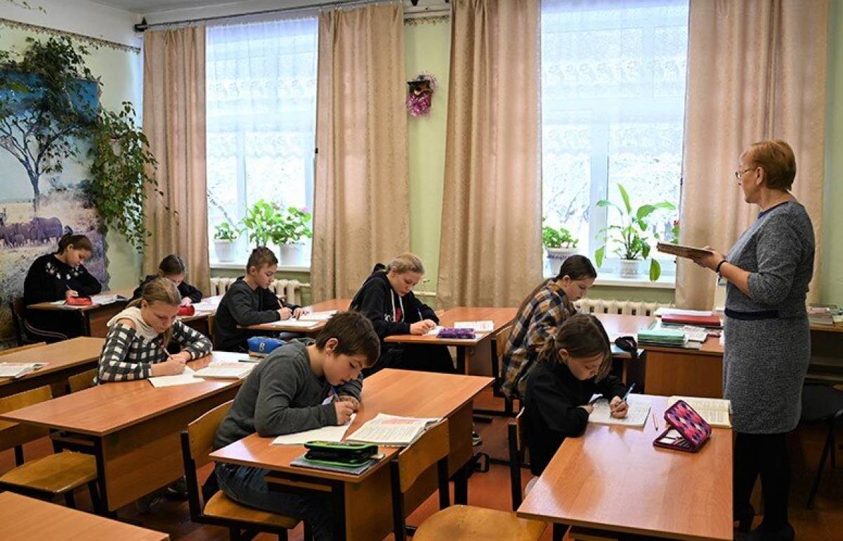 «Единая Россия» и Минпросвещения сформировали в регионах штабы по контролю за капремонтом школ