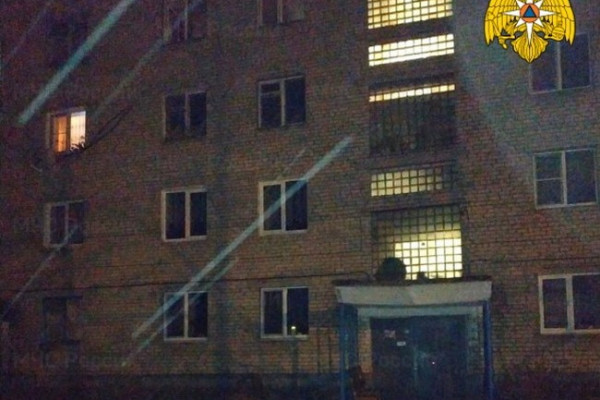 В Руднянском районе в поселке Чистик произошел пожар в квартире