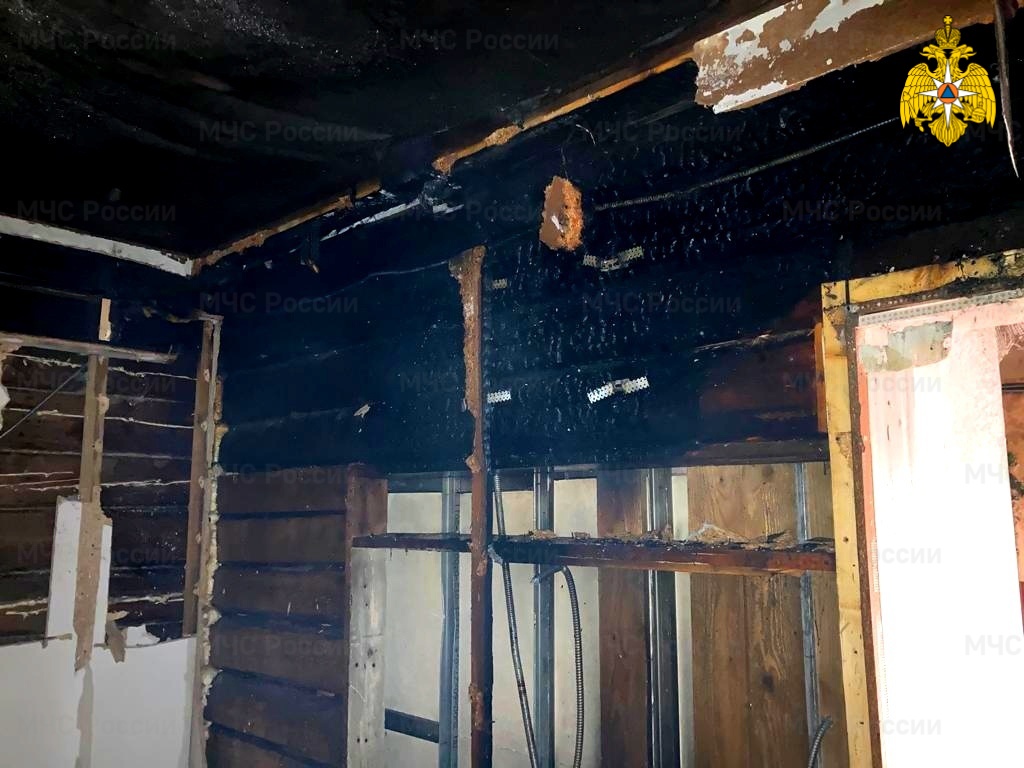 В Холм-Жирковском районе произошел пожар в частном доме
