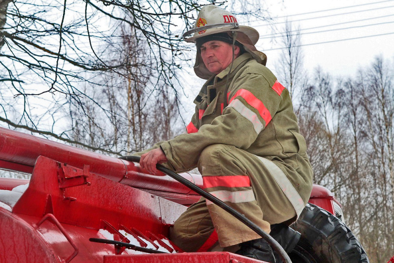 313 раз добровольцев привлекли к тушению пожаров на Смоленщине в прошедшем году