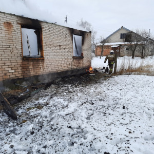 При пожаре в Краснинском районе погиб мужчина
