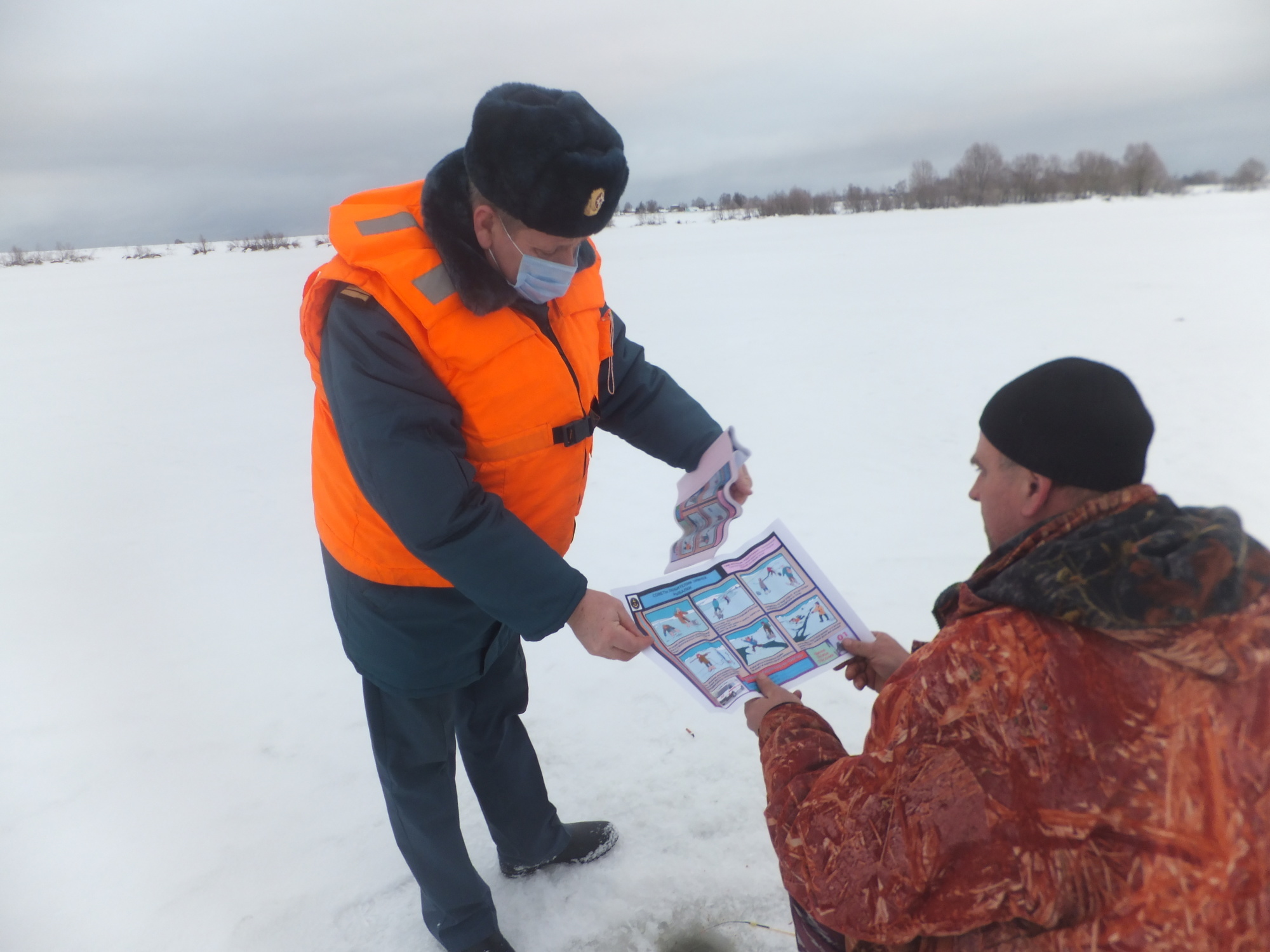 МЧС сообщает о толщине льда на водоемах Смоленской области на 11 января