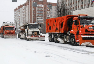 Коммунальным службам города Смоленска поручили оперативно ликвидировать последствия снегопада 