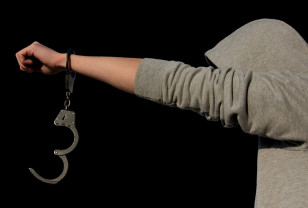 Смоленская полиция расследует уголовное дело о вовлечении несовершеннолетнего в совершение кражи