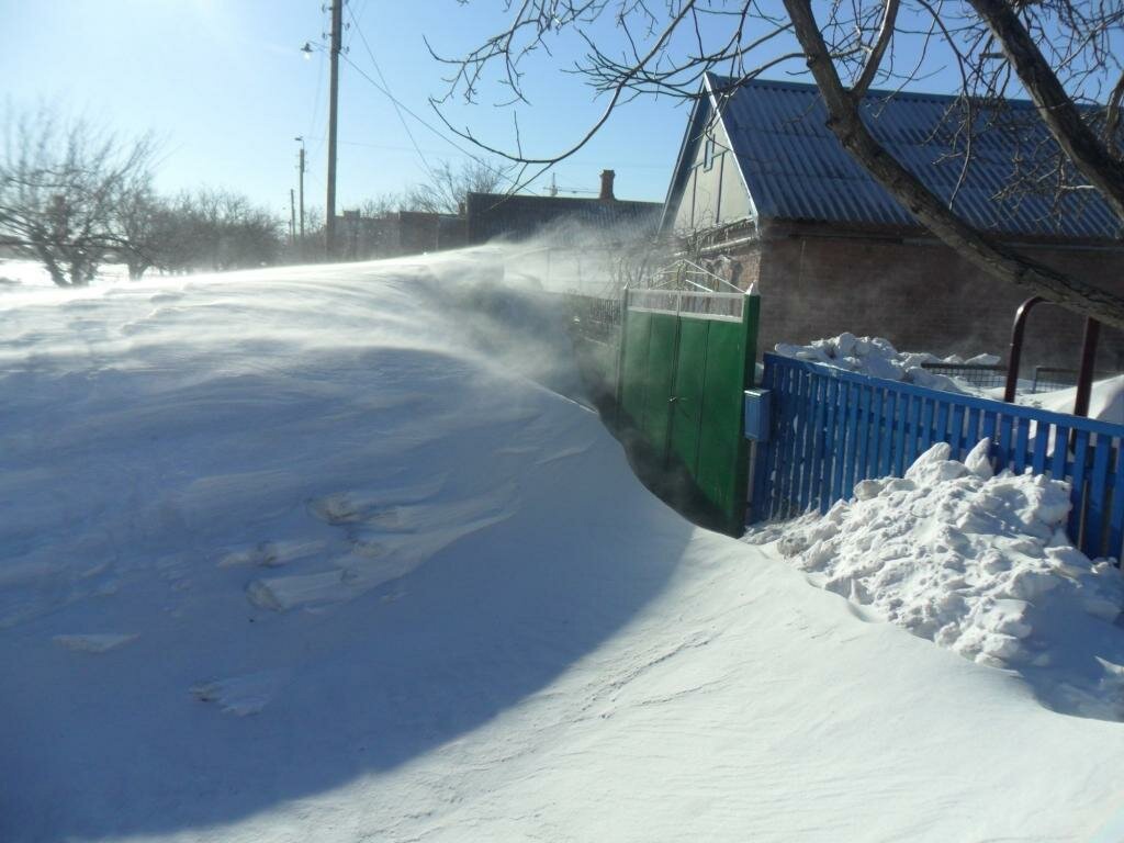Губернатор Смоленской области поручил усилить контроль за уборкой снега в муниципалитетах