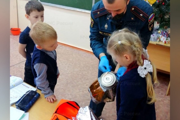 В школе Рославльского района прошёл урок пожарной безопасности