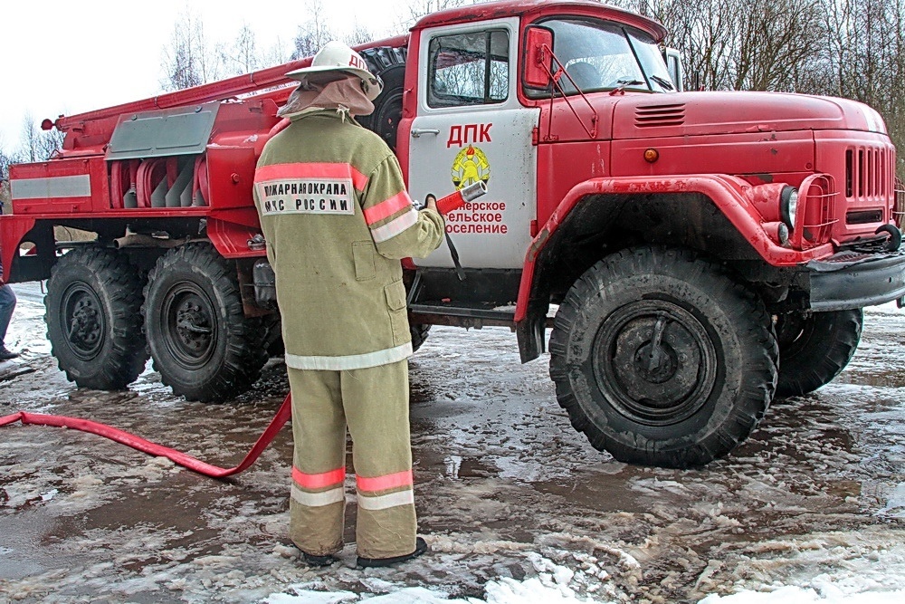 Смоленских добровольцев за неделю 4 раза привлекли к ликвидации пожаров