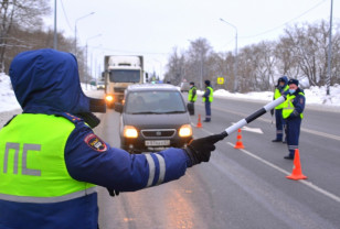 За прошедшие выходные в Смоленской области зафиксировали 1002 нарушения ПДД