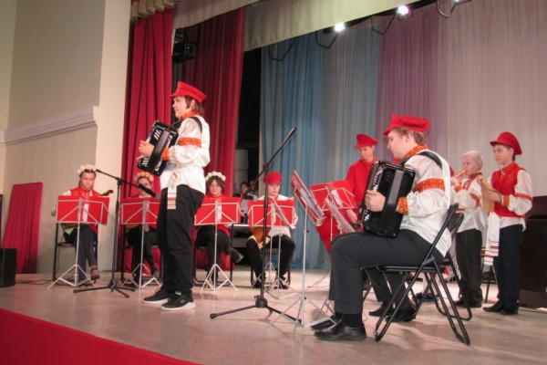 В Смоленске прошел первый конкурс инструментальных ансамблей