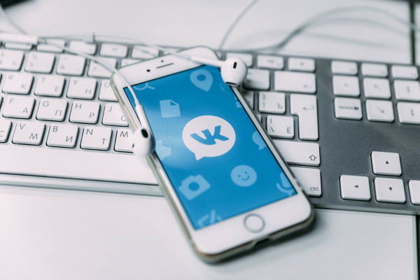 Просмотры и загрузки клипов соцсети «ВКонтакте» установили новый рекорд