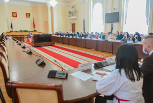Алексей Островский провел совещание по вопросу ценовой ситуации в Смоленской области