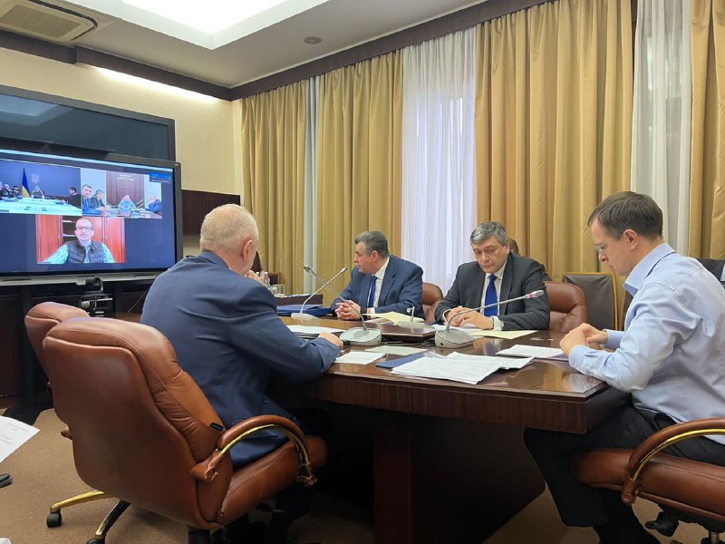 Мединский заявил, что переговоры российской и украинской делегаций проходят каждый день